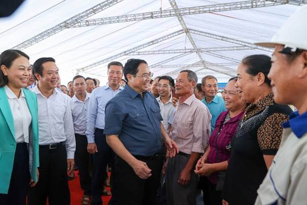 Thủ tướng Phạm Minh Chính phát động phong trào thi đua đặc biệt phát triển kết cấu hạ tầng - Ảnh 4.