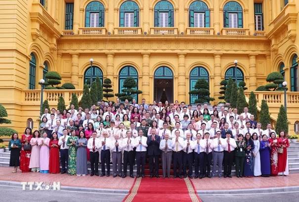 Tổng Bí thư, Chủ tịch nước Tô Lâm: Báo chí phải bám sát thực tiễn, tôn trọng sự thật, lấy lợi ích của nhân dân làm điểm xuất phát- Ảnh 4.
