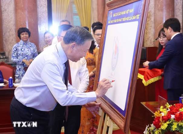 BÁO CHÍ CÁCH MẠNG VIỆT NAM TRONG THỜI ĐẠI SỐ- Ảnh 3.