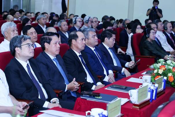 Thủ tướng Lê Minh Hưng: Khoa học công nghệ, đổi mới sáng tạo là yếu tố sống còn để hiện thực hóa khát vọng phát triển đất nước- Ảnh 5.
